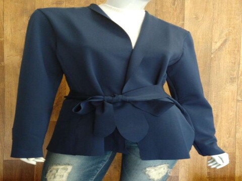 BLAZER COM RECORTE A FIO MARIA VALENTINA 105481 - Marinho