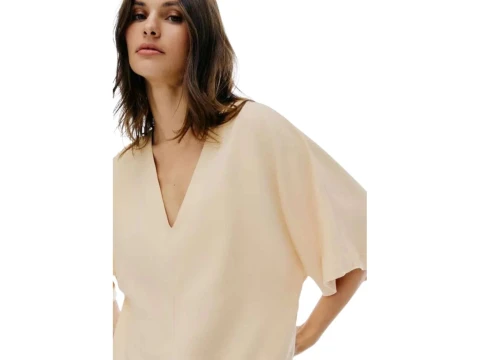 BLUSA BASICA MODELAGEM WORLD HERING HFLF - Amarelo BLUSA BASICA MODELAGEM WORLD HERING HFLF - Amarelo
