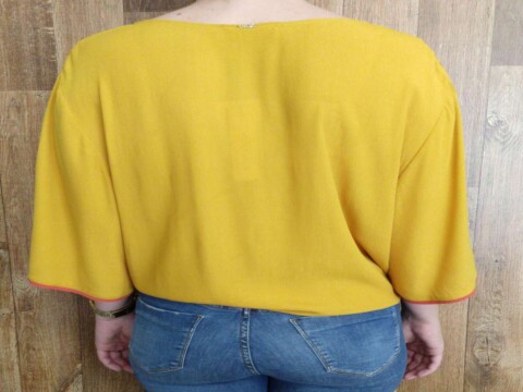 BLUSA COM AMARRAÇÃO MARIA VALENTINA 105766 - Amarelo