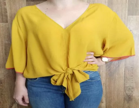 BLUSA COM AMARRAÇÃO MARIA VALENTINA 105766 - Amarelo