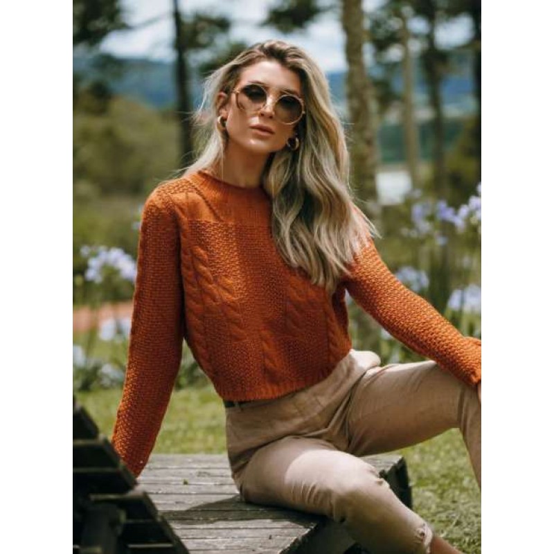 blusa tricot caramelo