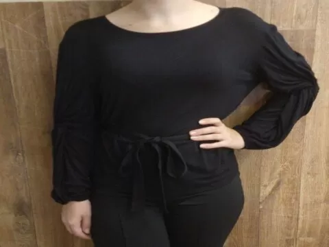 BLUSA FEMININA COM TORÇÃO NAS MANGAS ENNA 502BL002 - Preto