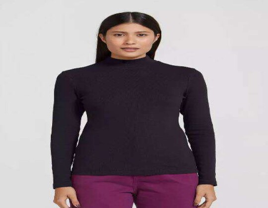 BLUSA FEMININA ML GOLA ALTA EM RIBANA HERING 4FD5 - Preto