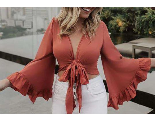 BLUSA VISCOSE MANGA FLARE BABADO LUCY - Marrom