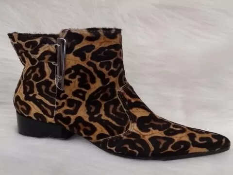 BOTA CANO BAIXO EM COURO ONÇA BOTTERO 301403 - Animal print