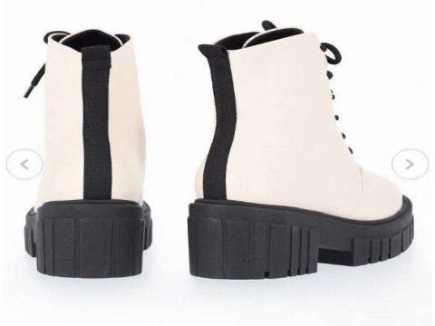BOTA CANO CURTO SALTO MÉDIO PICCADILLY 329009 - Off white