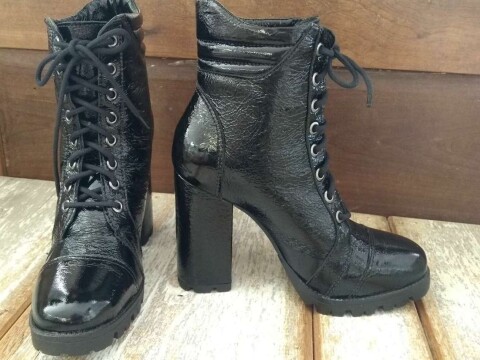 BOTA COTURNO COURO RAPHELLA BOOZ 598.181 - Preto