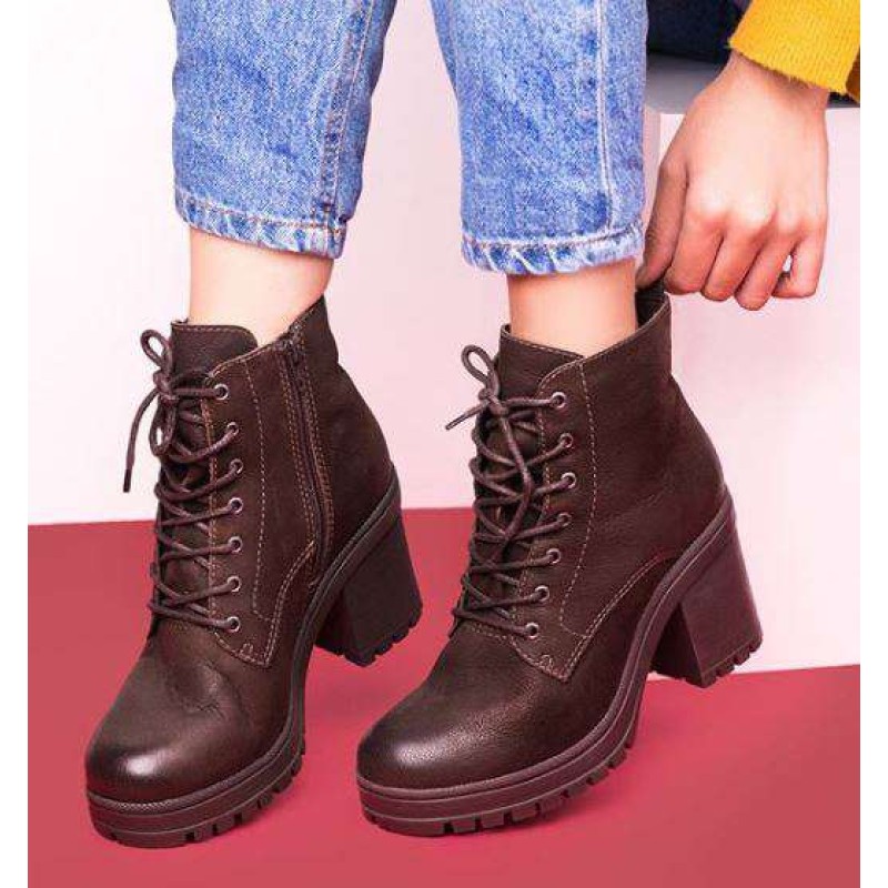 calça jeans branca sawary