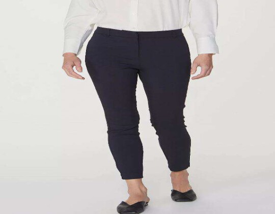 CALÇA FEMININA EM TECIDO HERING K0VU - Preto