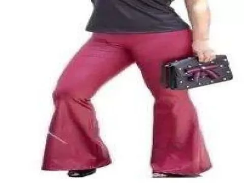 Calça flare best sale bordo