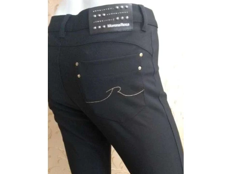 CALÇA COM RECORTE MORENA ROSA 103796 - Preto