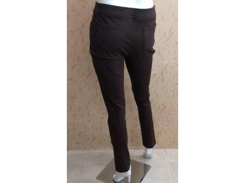 CALÇA FEMININA COM DETALHE EM COURO SEIKI 250730 - Marrom CALÇA FEMININA COM DETALHE EM COURO SEIKI 250730 - Marrom