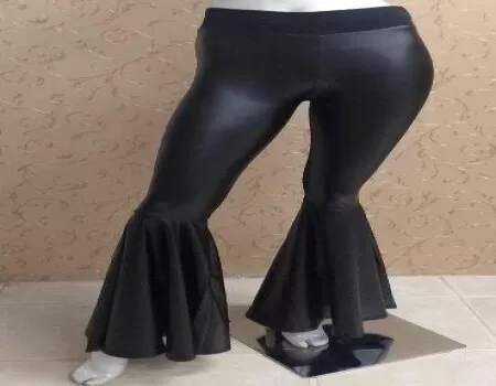 CALÇA FLARE ABERTA EM COURINO BELLE MARIE 146 - Preto