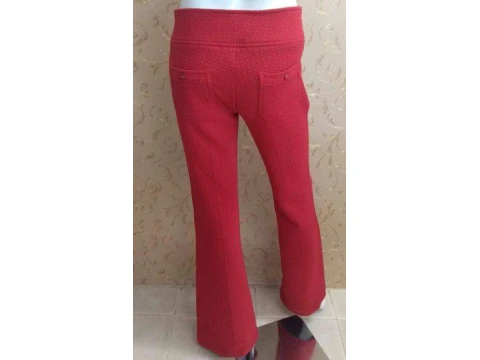 CALÇA FLARE COM TECIDO TEXTURIZADO SEIKI 250815 - Vermelho