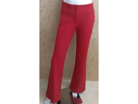 CALÇA FLARE COM TECIDO TEXTURIZADO SEIKI 250815 - Vermelho