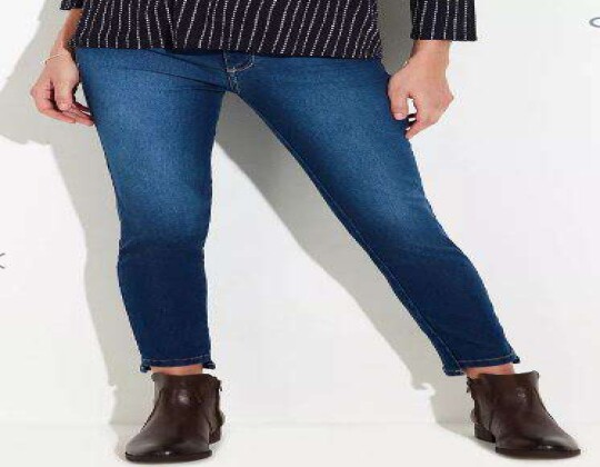 CALÇA JEANS FEMININA CIGARRETE PUSH UP HERING H954 - Jeans