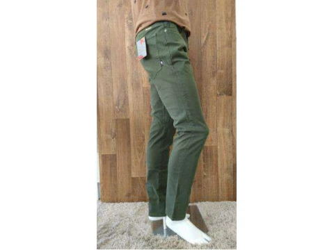 CALÇA LUCAS JOGGER CAVALERA 07.04.1708 - Verde CALÇA LUCAS JOGGER CAVALERA 07.04.1708 - Verde
