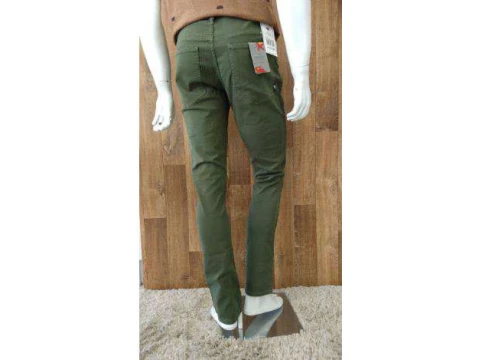 CALÇA LUCAS JOGGER CAVALERA 07.04.1708 - Verde CALÇA LUCAS JOGGER CAVALERA 07.04.1708 - Verde
