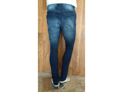 CALCA MASCULINA SKINNY DENUNCIA