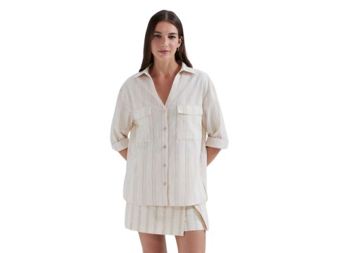 CAMISA FEM ML LISTRADA EM LINHO HERING K5XM - Bege