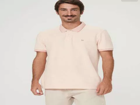 CAMISA POLO MASCULINA BÁSICA COM BORDADO HERING 036H - Rosa claro