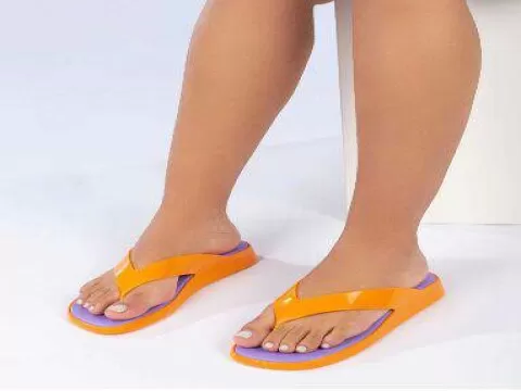 CHINELO BRAVE FLIP FLOP MELISSA 33699 - Laranja