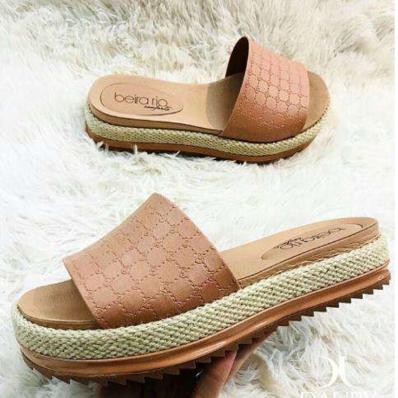 chinelo beira rio nude