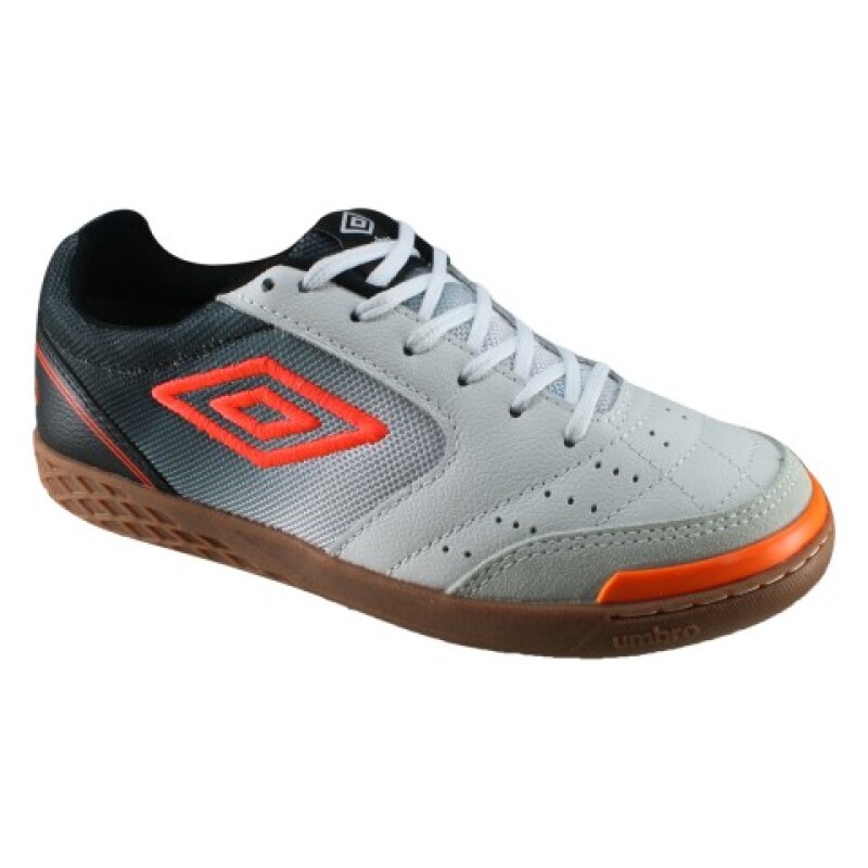 tenis futsal umbro box