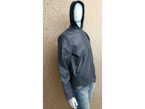 JAQUETA MASCULINA MATERIAL SINTÉTICO HERING KTU1 - Preto