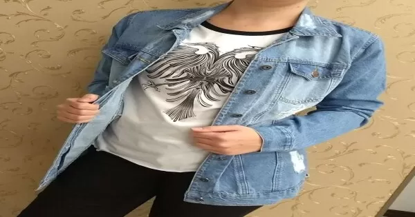 MAXI JAQUETA JEANS BORDADA LADY ROCK 8109 Jeans Delabela