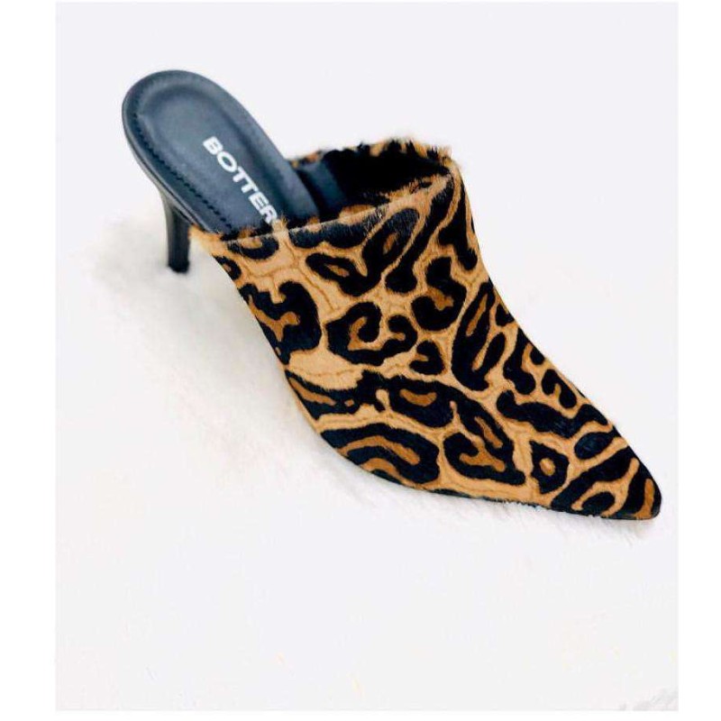 sapato feminino animal print