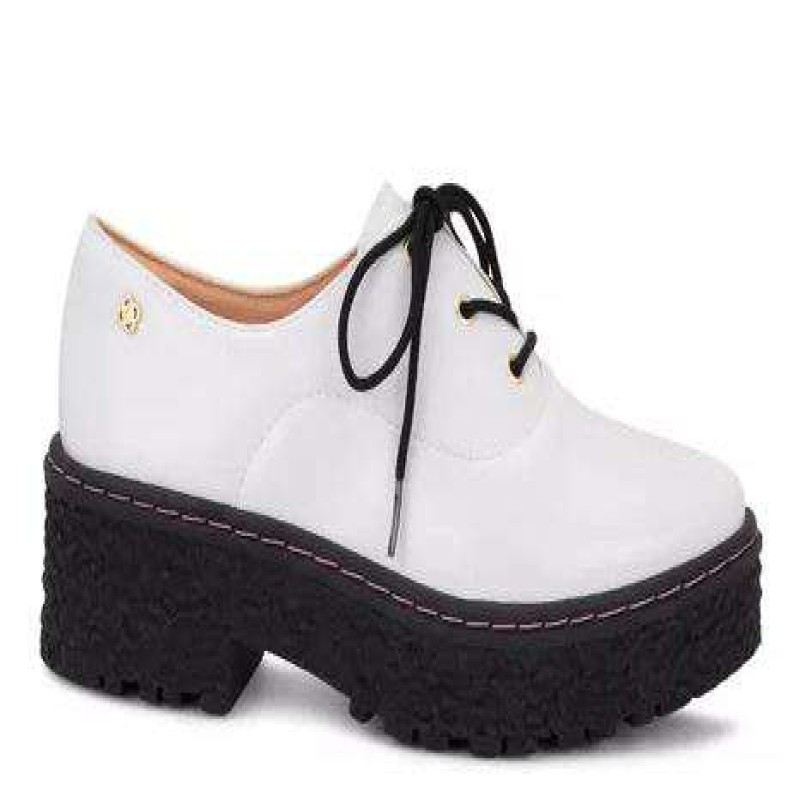 sapato branco oxford