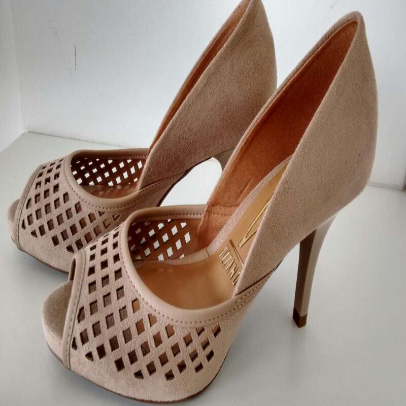 sapato vizzano bege