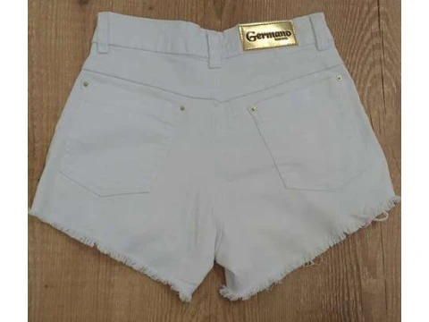 SHORTS BRANCO BARRA DESFIADA GERMANO JEANS - Branco