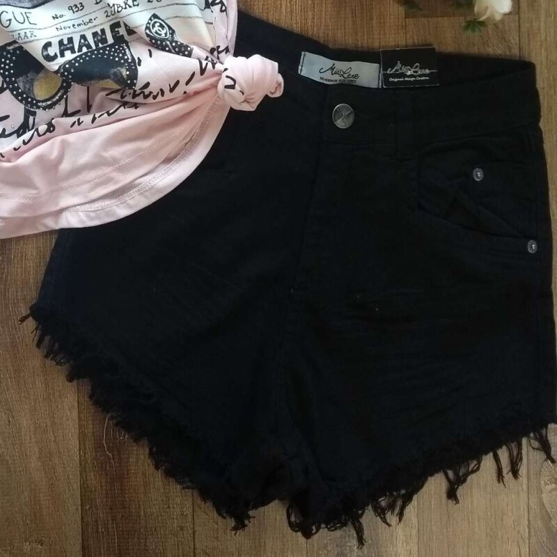 short jeans cintura alta preto desfiado