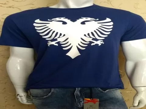 Camiseta Cavalera Aguia Tiras Masculina - Tam: P - Shopping TudoAzul