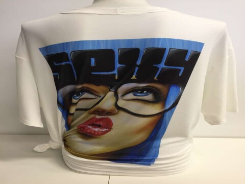 T-SHIRT PLUS COM ESTAMPA KATHERINE - Azul