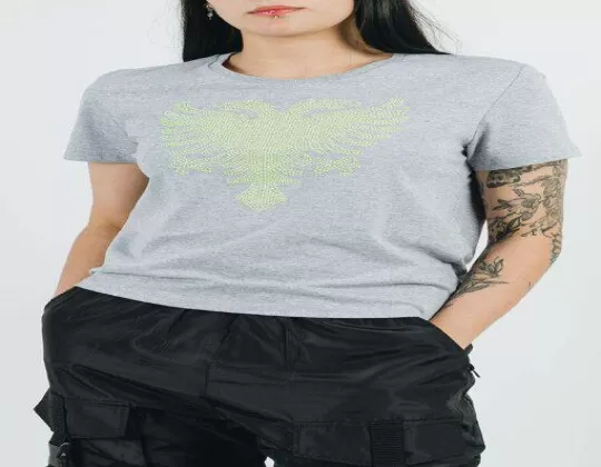 TEE GIRL AGUIA NEON FAIXA CAVALERA 09.01.41620 - Cinza