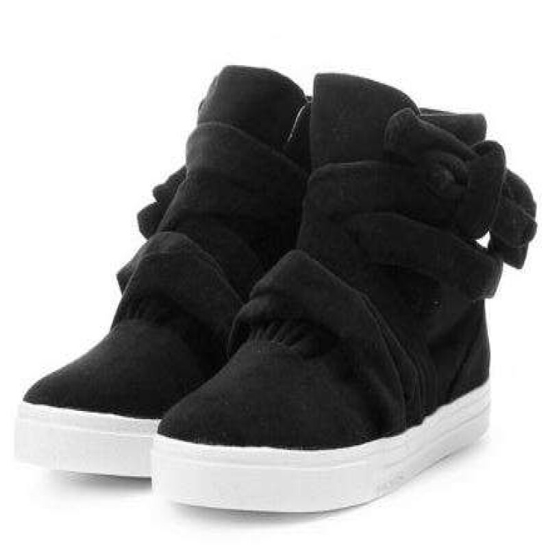 tenis preto petite jolie