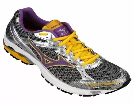 Mizuno wave discount laser 2
