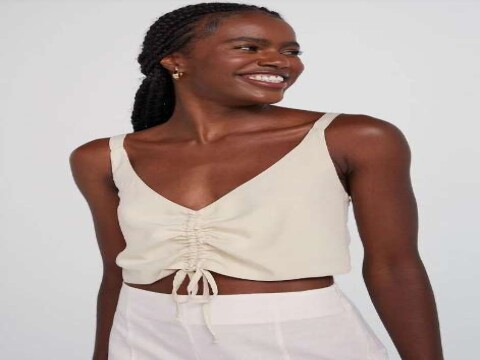 TOP CROPPED FEMININO DECOTE QUADRADO HERING 4AJH - Bege