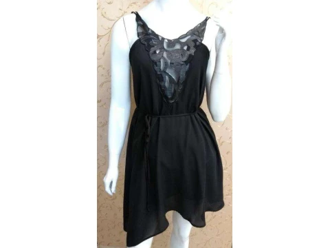 VESTIDO COM APLIQUE ZINCO 102173 - Preto