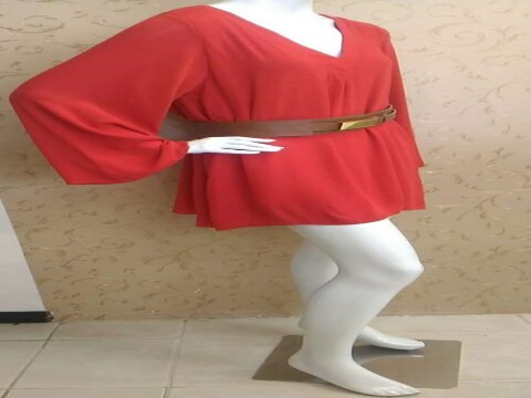 VESTIDO CURTO COM MANGA FLARE E DECOTE V PRÉ ESTREIA PI6VE09 - Vermelho