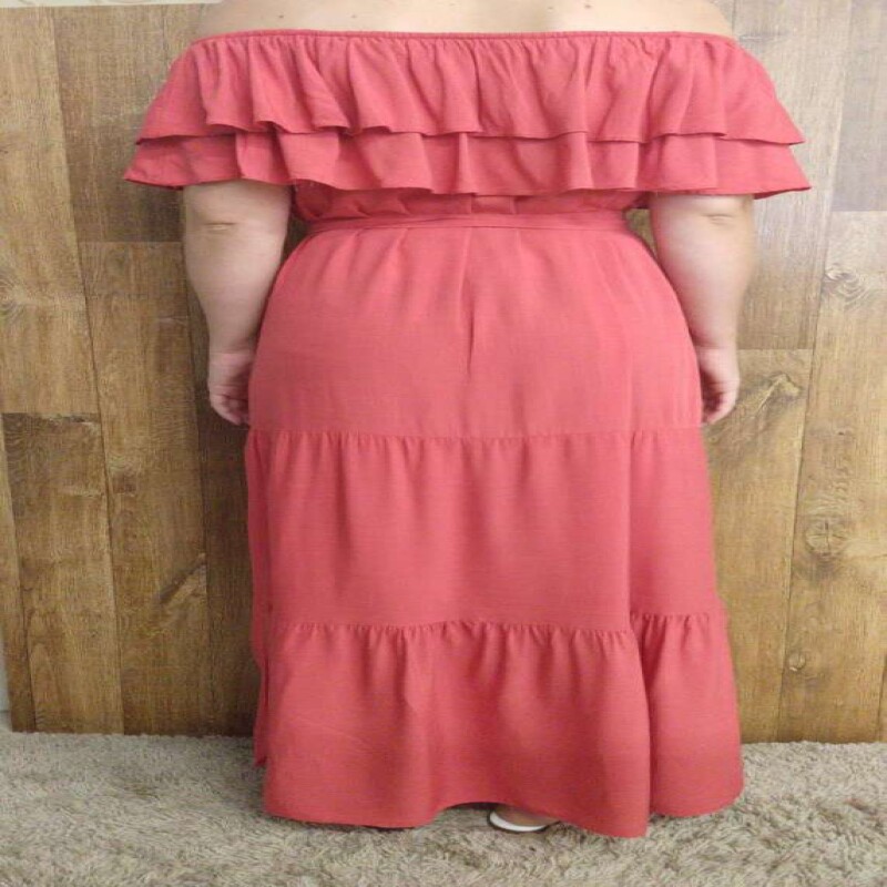 vestido vermelho ombro a ombro longo