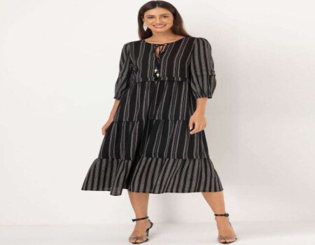 VESTIDO MIDI VISCOLINHO LISTRADO SEIKI 380649 - Preto