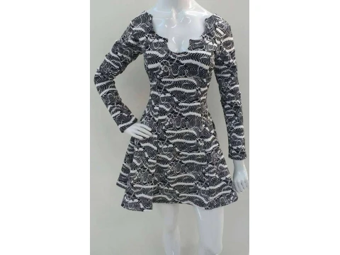 VESTIDO TECIDO ENCORPADO AIDA MODAS - Preto